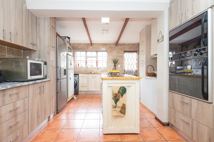 3 Bedroom Property for Sale in Parklands Western Cape